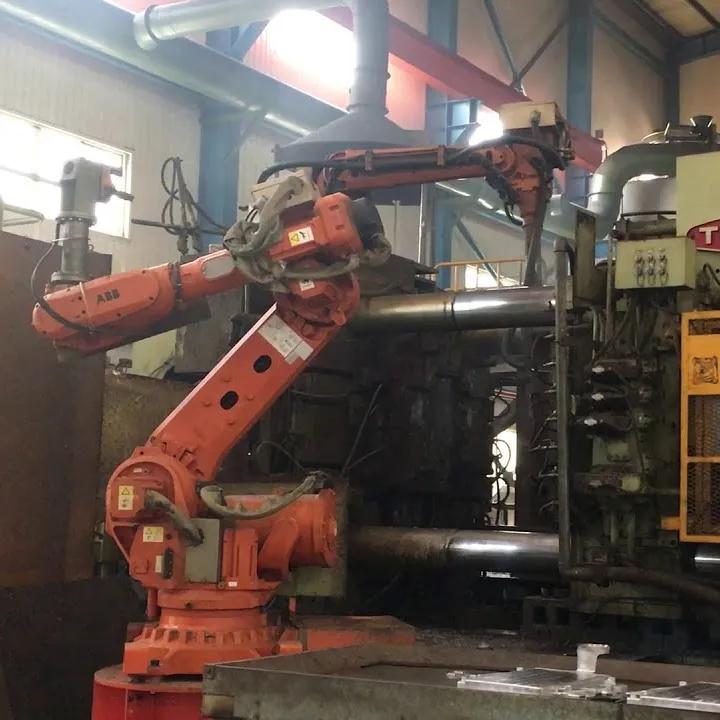 Foundry Robotics Automation